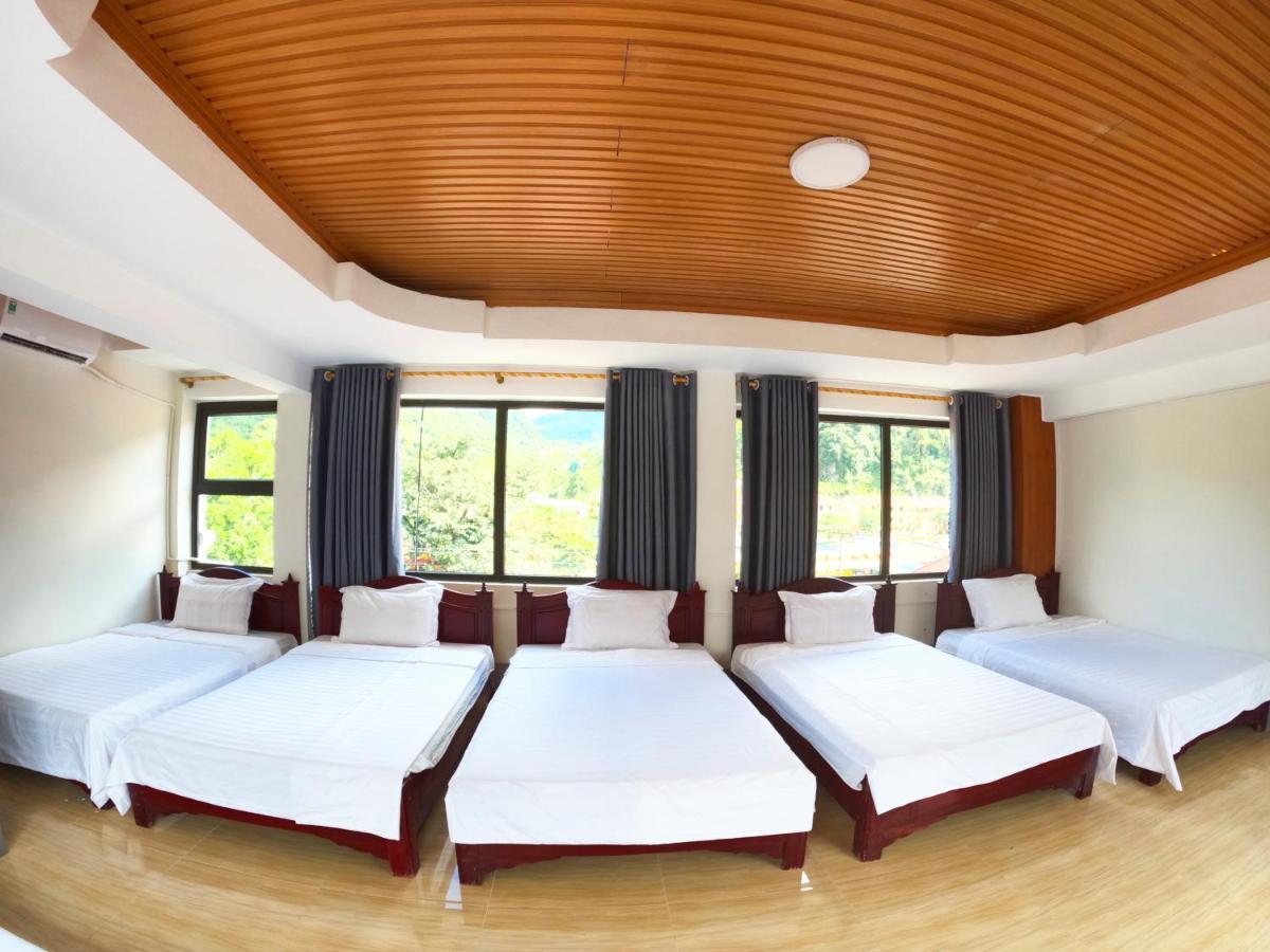 Hoang Anh Hostel Meo Vac Exterior photo