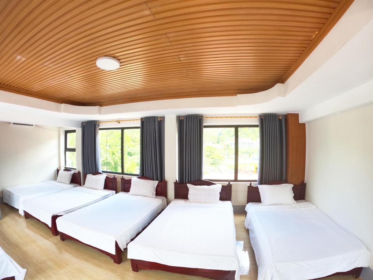 Hoang Anh Hostel Meo Vac Exterior photo